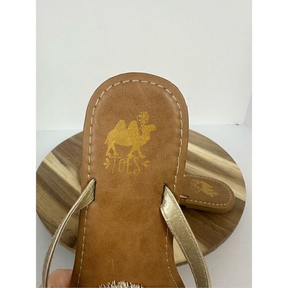 CAMEL TOES women's 7 Sandals Pom Pom Coin Shoes - Picture 7 of 10